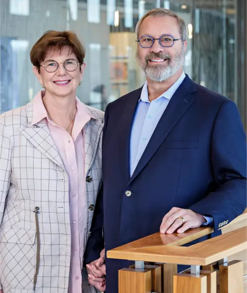 Dan Schriner and Sally Hare-Schriner, photo by Earl Richardson